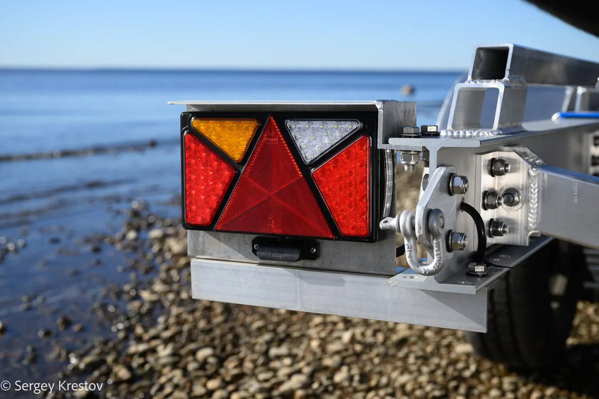 LED-фонарь прицепа LUMIX с защитой IP67